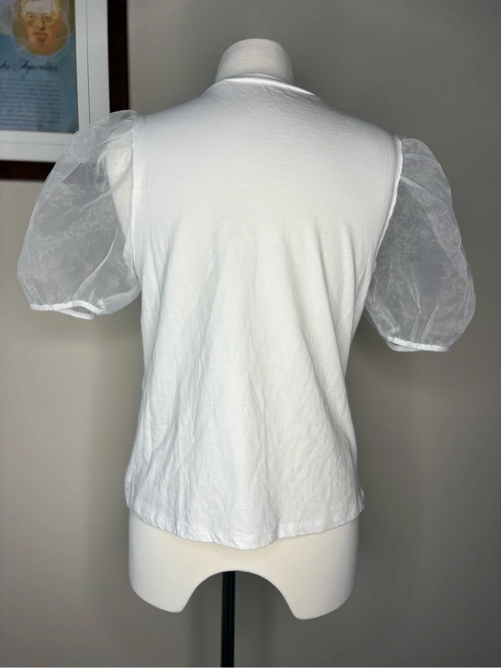 Zara White Puff Sleeve Graphic Blouse